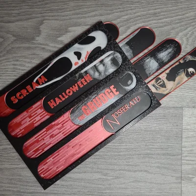 Bộ bookmark chủ đề phim kinh dị kèm khung treo