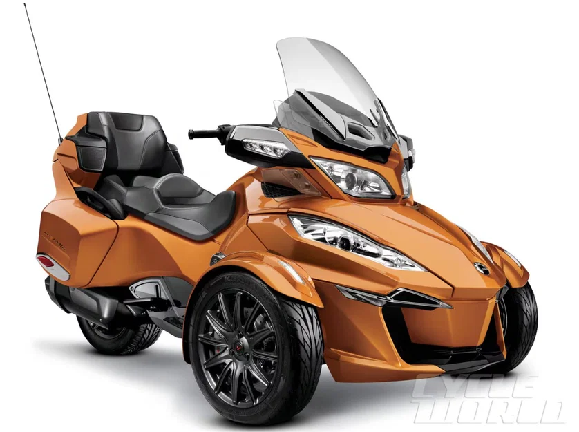 Mô hình 3D xe mô tô ba bánh Can-am Spyder sắc nét - Image 1