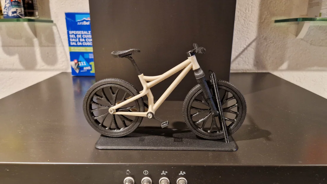 Giá đỡ/Chân đế cho mô hình Bicycle 2.0 (Bản Remix) - Image 1