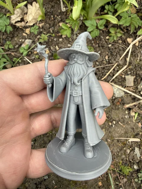 Mô hình phù thủy Rincewind từ Discworld - Image 3