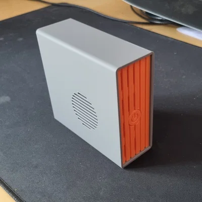 Vỏ case Raspberry Pi 5 + Pimoroni NVMe Base với cổng kết nối phía sau