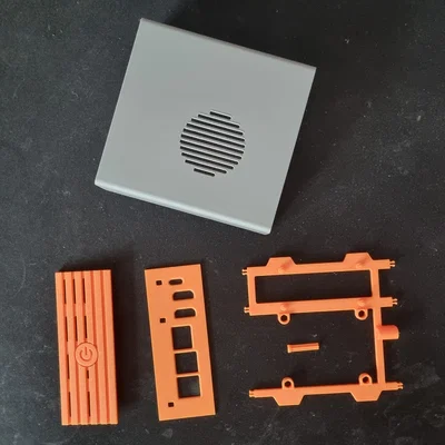 Vỏ case Raspberry Pi 5 + Pimoroni NVMe Base với cổng kết nối phía sau