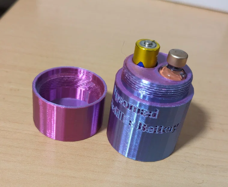 Ypsomed - Hộp đựng ống Insulin và pin dự phòng - Image 2