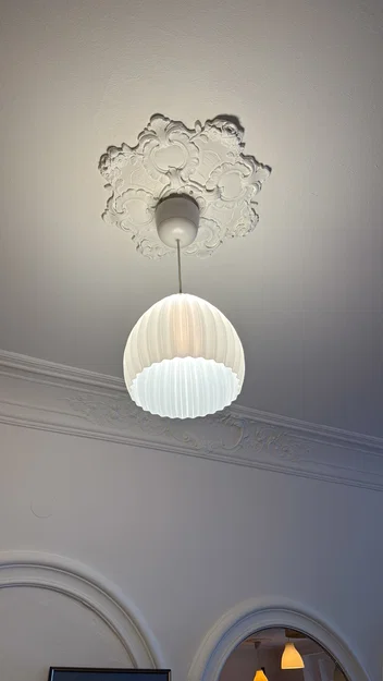 Chao Đèn Gân Sọc Hiện Đại - Image 1