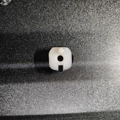 Đai ốc khóa hộp để đồ (glovebox nut) cho xe BMW E39 523i