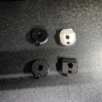 Đai ốc khóa hộp để đồ (glovebox nut) cho xe BMW E39 523i