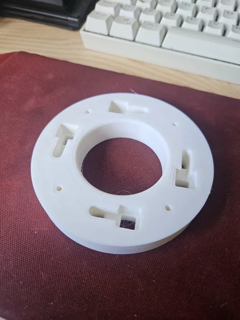 Đế gắn camera Unifi G5 Turret bằng dây rút nhựa tiện lợi - Image 5