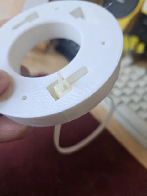 Đế gắn camera Unifi G5 Turret bằng dây rút nhựa tiện lợi - Image 7