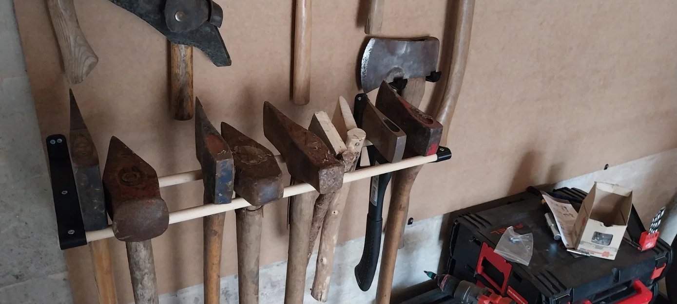 Giá Treo Rìu Gắn Tường - Image 2