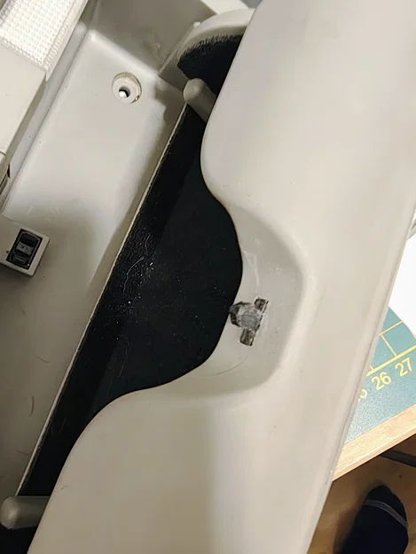 Ngàm giữ hộp đựng kính cho xe Kia Pro Ceed in 3D - Image 1