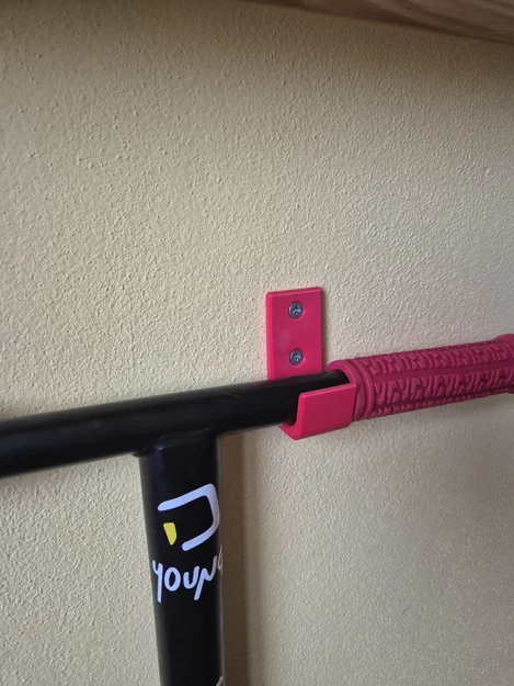 Giá treo tường cho xe trượt Kick Scooter (Wall mount) - Image 3