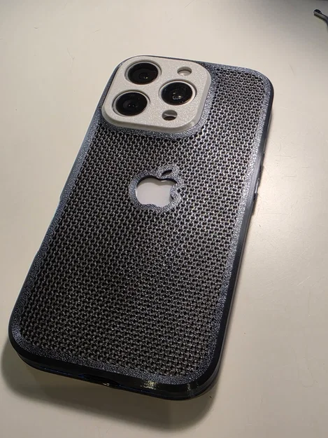 Ốp lưng iPhone 16 Pro kèm nắp bảo vệ camera - Image 1