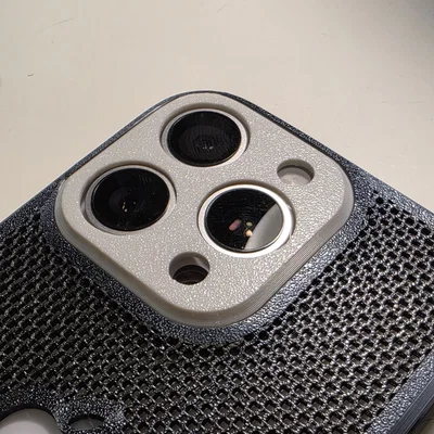 Ốp lưng iPhone 16 Pro kèm nắp bảo vệ camera