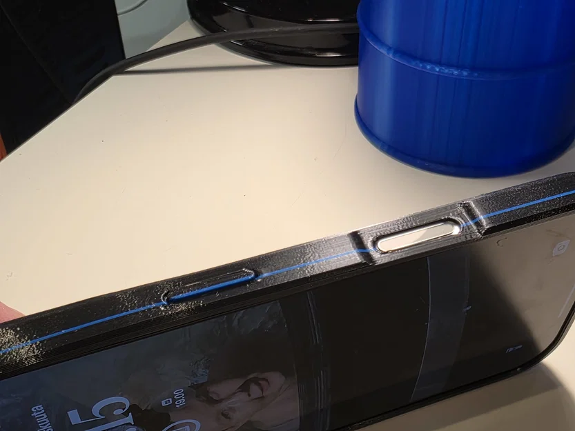 Ốp lưng iPhone 16 Pro kèm nắp bảo vệ camera - Image 6