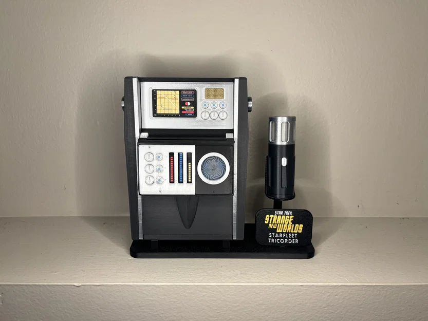 Star Trek: Strange New Worlds Tricorder - Image 1