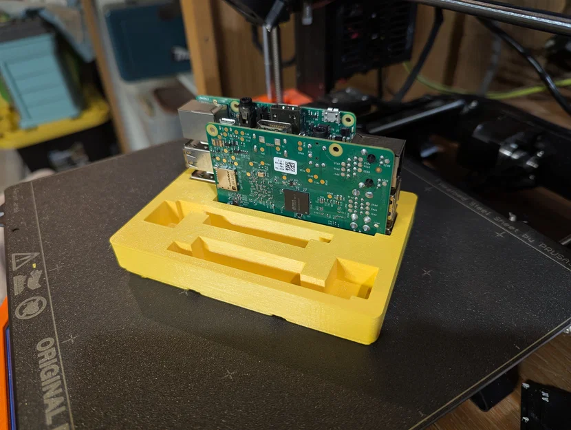 Giá đỡ Raspberry Pi 3 (x4) chuẩn Gridfinity - Image 1