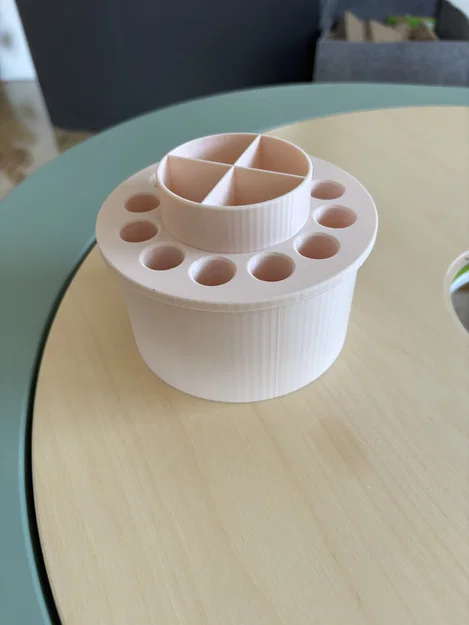 Ống cắm bút Stokke MuTable V2 – Phụ kiện in 3D tiện ích cho bàn chơi của bé - Image 4