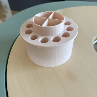 Ống cắm bút Stokke MuTable V2 – Phụ kiện in 3D tiện ích cho bàn chơi của bé