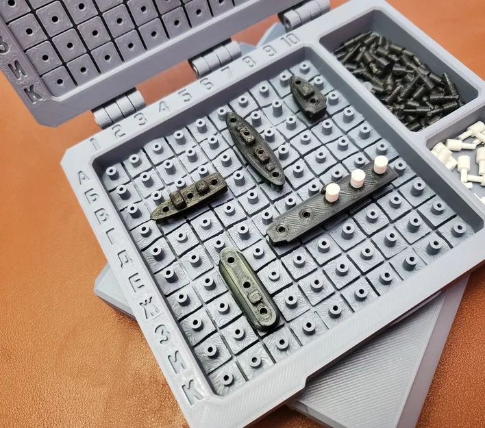 Trò chơi Hải chiến (Battleship) với Hộp đựng: Phiên bản Tiếng Anh & Cyrillic - Image 8