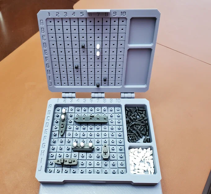 Trò chơi Hải chiến (Battleship) với Hộp đựng: Phiên bản Tiếng Anh & Cyrillic - Image 11