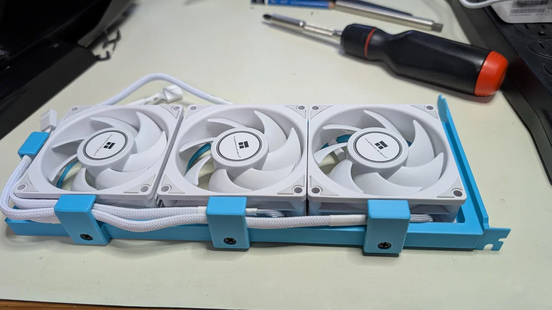 Khung gắn 3 quạt 80mm cho khe PCIe - Tối ưu tản nhiệt máy tính - Image 3