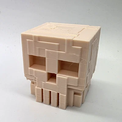 Mô hình đầu lâu phong cách khối hộp Minecraft ấn tượng