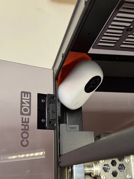 Ngàm gắn nam châm cho UniFi G3 / G4 / G6 trên Core One - Image 1