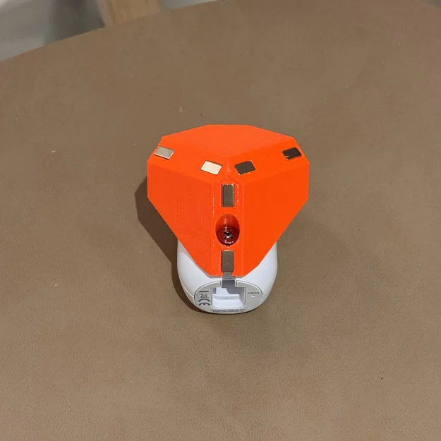 Ngàm gắn nam châm cho UniFi G3 / G4 / G6 trên Core One - Image 5