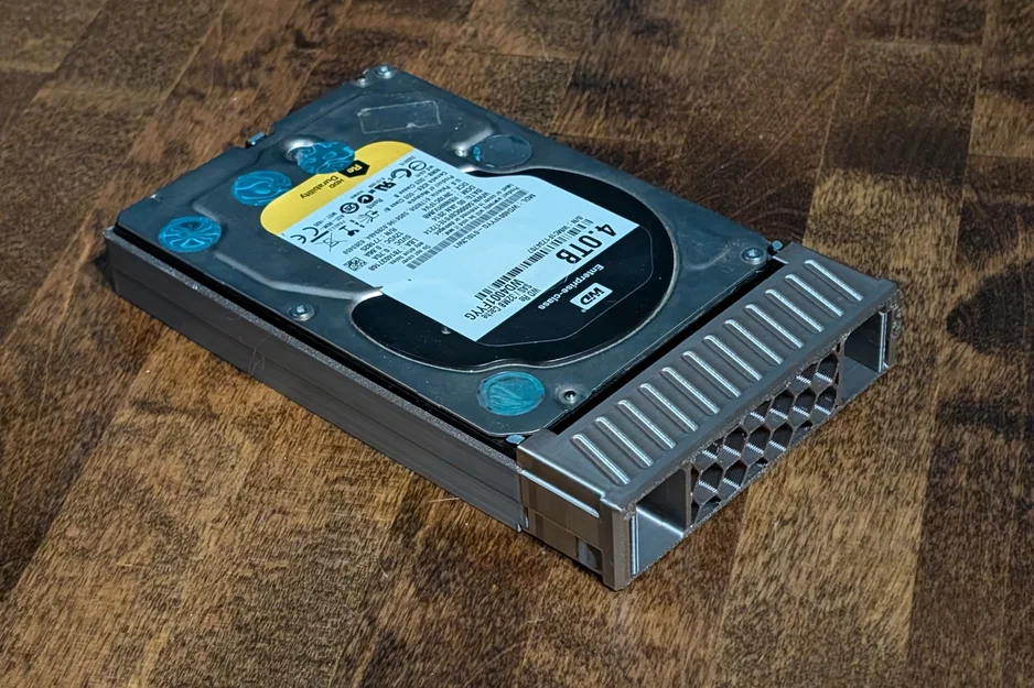 Caddy khay ổ cứng 3.5" Supermicro (Không cần ốc, kèm adapter 2.5" HDD/SSD) - Image 1