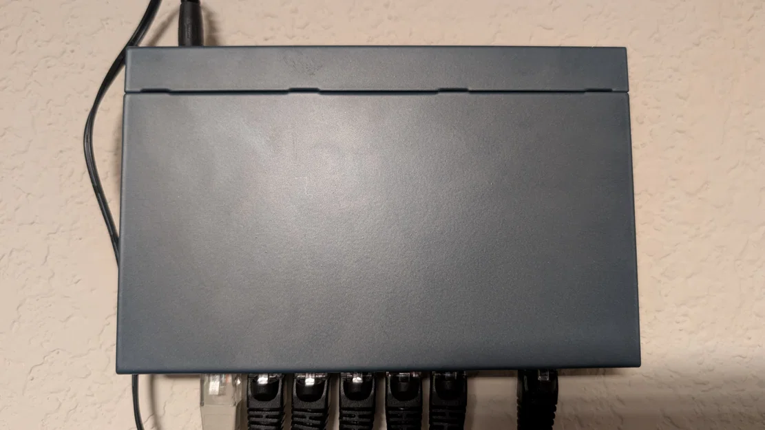 Giá Treo Tường Cho Switch TP-Link (Khoảng cách lỗ 94mm) - Image 2