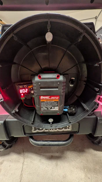 Ngàm giữ pin Bauer 20V có lỗ bắt vít độ xe điện trẻ em - Image 1