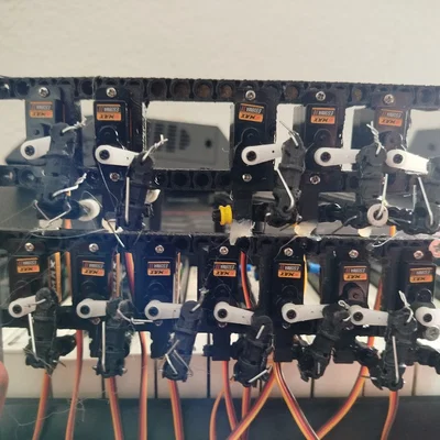 aTambor — Khung piano robot (cấu hình 12 servo chromatic)