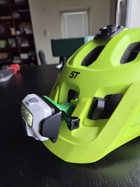 Ngàm chuyển đổi GoPro cho đèn đeo đầu Ledlenser - Image 1