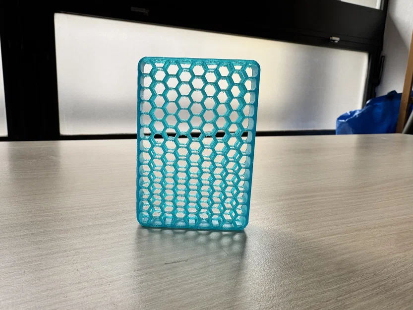 Ốp lưng bảo vệ tổ ong cho ổ cứng SSD SAMSUNG T7 - Image 3