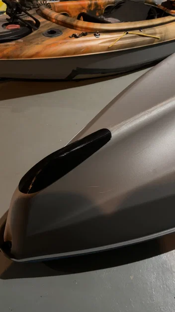 Tấm ốp bảo vệ đuôi thuyền Pelican Argo Angler - Image 1