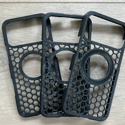 Ốp lưng iPhone 17 Pro Max họa tiết tổ ong