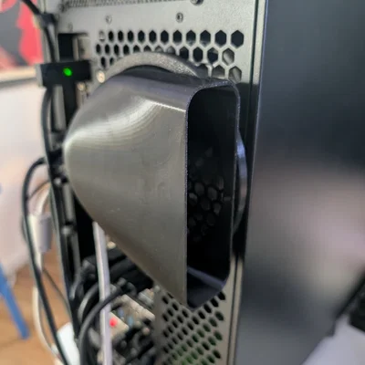 Bộ thoát khí PC xoay (Rotatable PC Exhaust)
