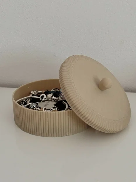 Hộp Đựng Trang Sức Trang Trí Tinh Tế - Image 1