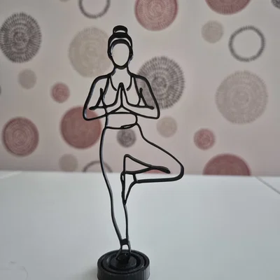 Trang trí hình bóng Yoga