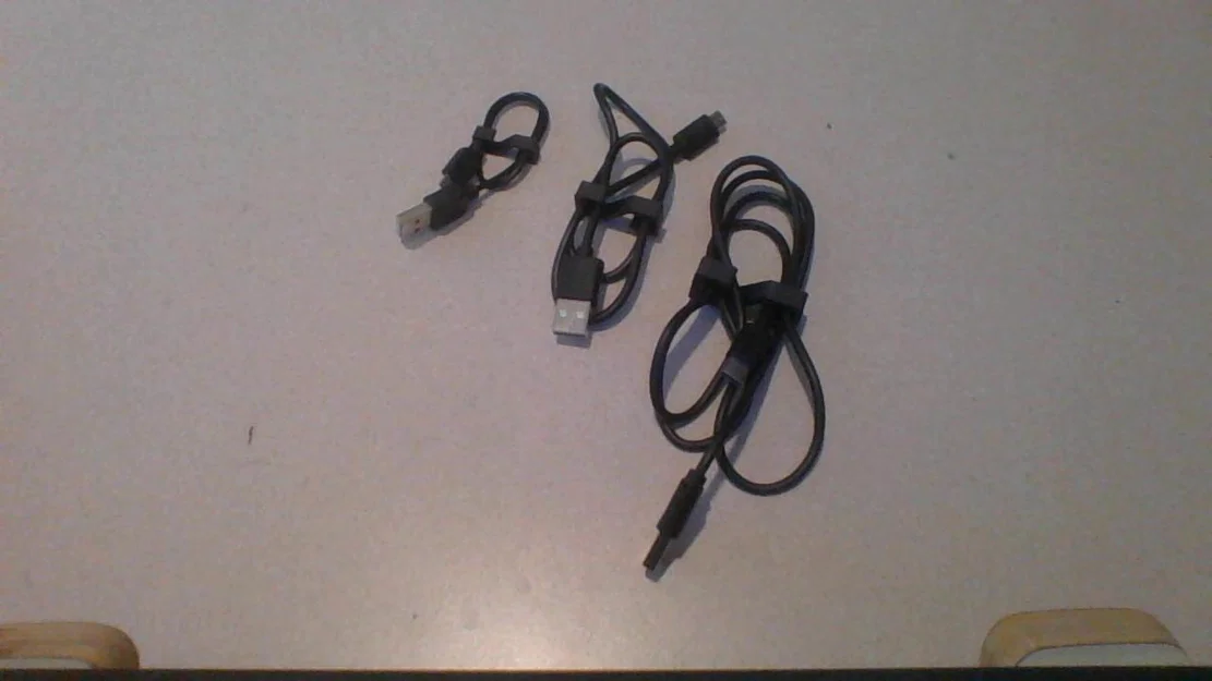 Kẹp Cố Định Dây Cáp (Simple Cable Clips) Nhỏ Gọn, Tiện Lợi - Image 1