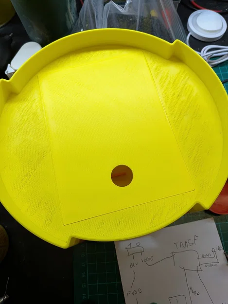 Đế tích hợp bộ chuyển đổi điện áp cho Black & Decker Lids Off (US) - Image 11