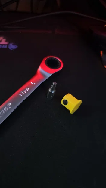 Đầu chuyển đổi cờ lê 13mm sang 1/4 inch hex bit có nam châm - Image 1