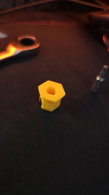 Đầu chuyển đổi cờ lê 13mm sang 1/4 inch hex bit có nam châm - Image 6