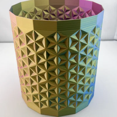 Bình hoa, chậu cây hoặc thùng rác với họa tiết lục giác Asanoha đa diện