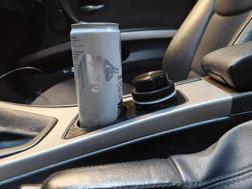 Khay Đựng Lon 3 trong 1 cho Bệ Trung Tâm Xe BMW E9x - Image 1