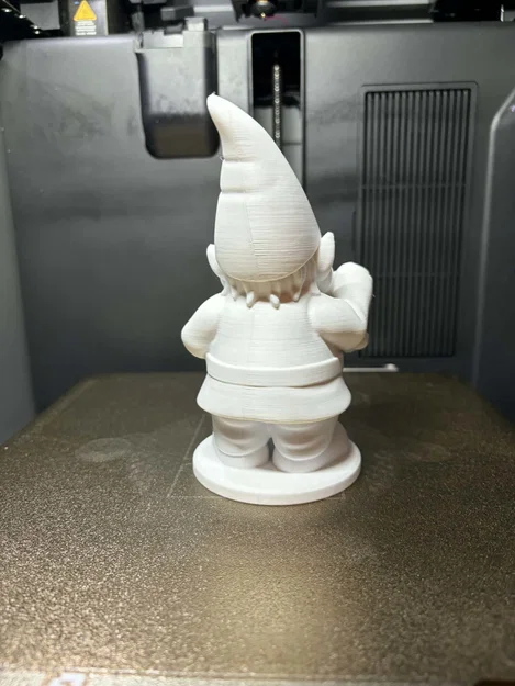 Chú Lùn Giữ Đèn Ấm Cúng – Mô Hình Trang Trí Chi Tiết - Image 4