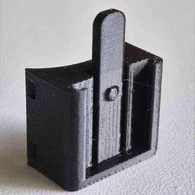 Ngàm gắn cọc yên nhỏ gọn cho đèn hậu Crivit