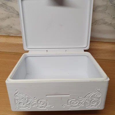 Hộp đựng tuyệt đẹp với bản lề và vòng đệm kín