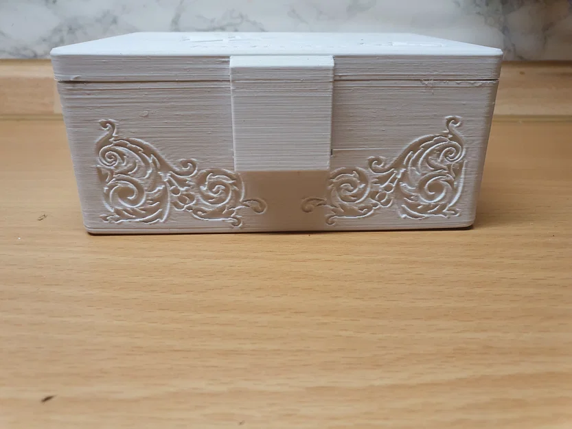 Hộp đựng tuyệt đẹp với bản lề và vòng đệm kín - Image 3