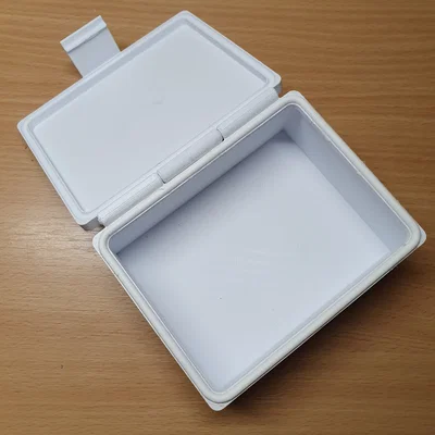 Hộp đựng tuyệt đẹp với bản lề và vòng đệm kín